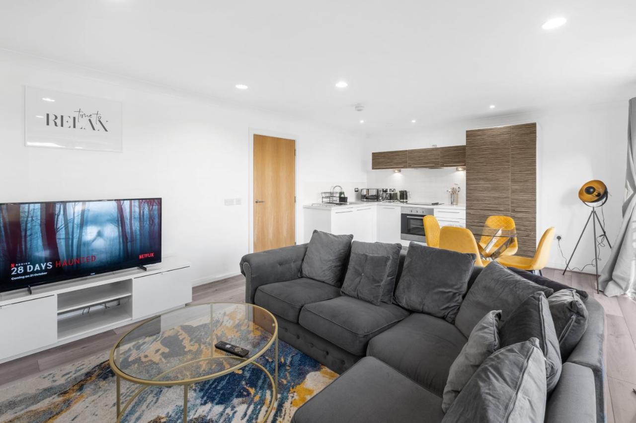 Ebra Stays - Luxury 2 Bedroom Apartment - Бирмингам Екстериор снимка